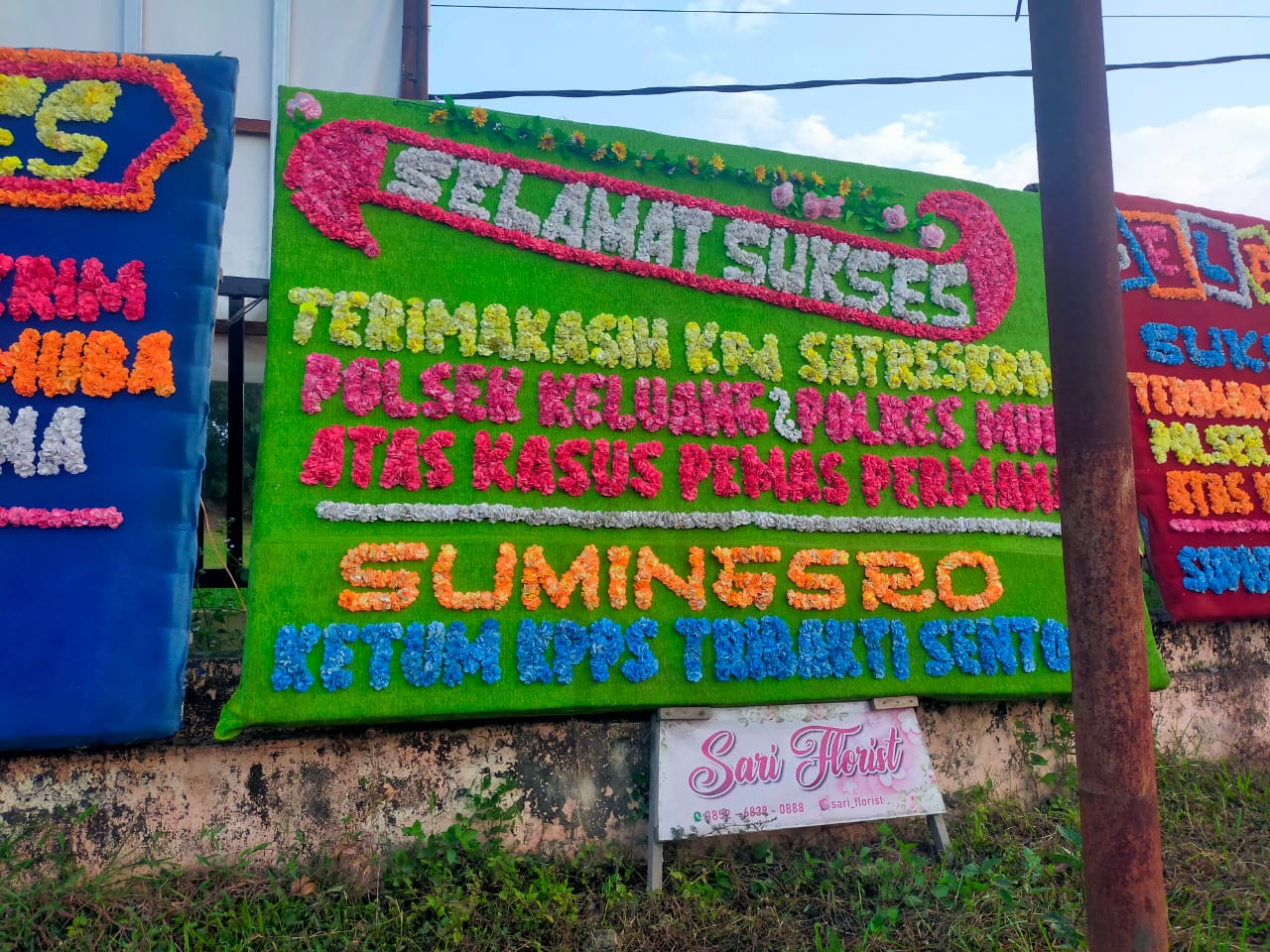 Berhasil Ungkap Kasus Pembunuhan, Polsek Keluang di Banjiri Papan Bunga