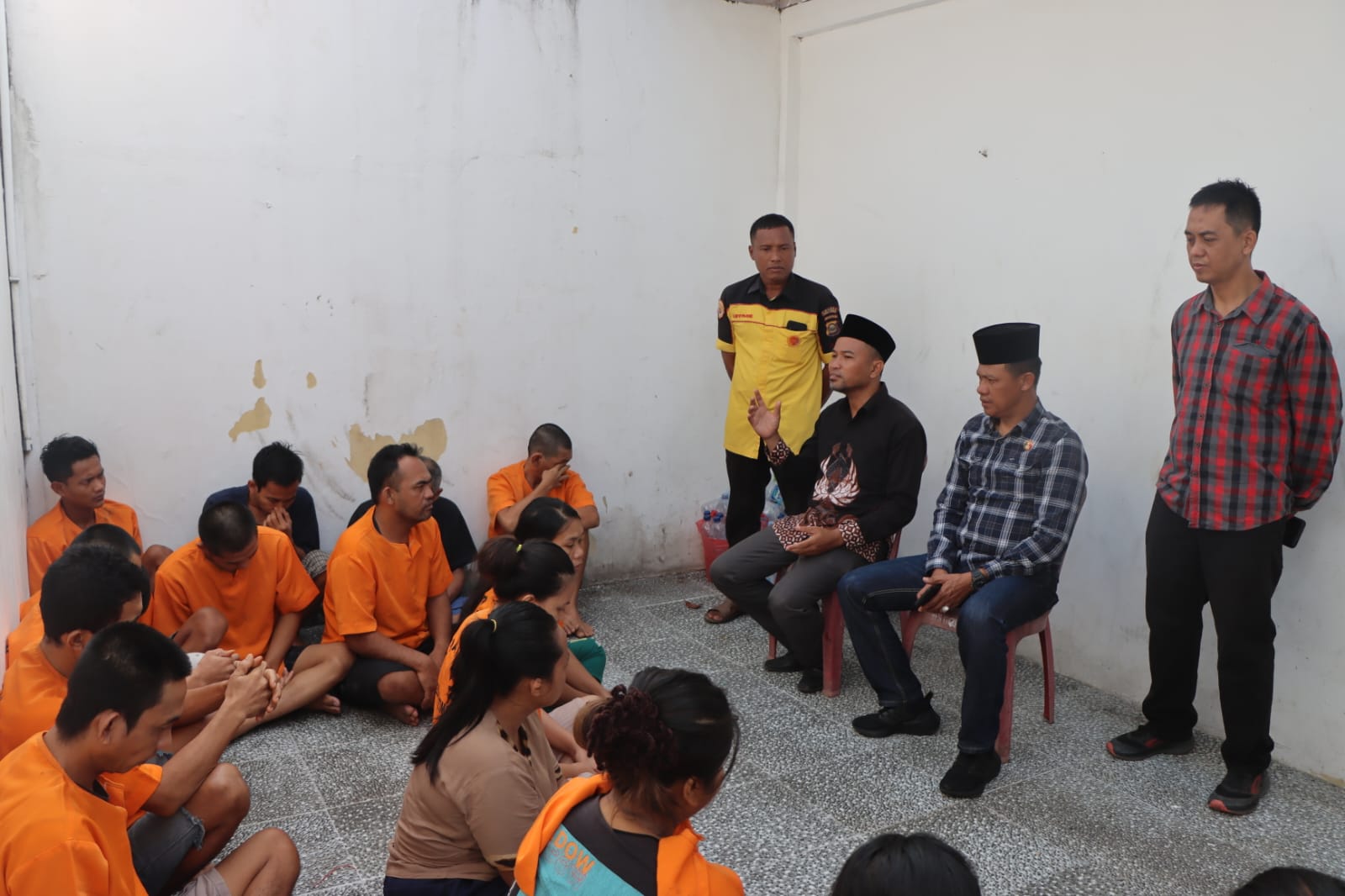 Tingkatkan Keimanan, 37 Tahanan Polres OKU Timur diberikan Bimbingan Rohani dan Mental