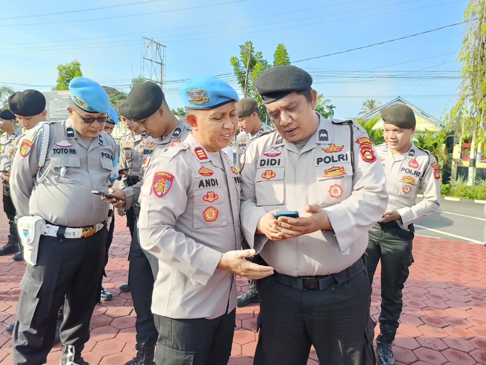 Sie Propam Polres Muba Periksa Handpone Anggota, Cegah Judi Online