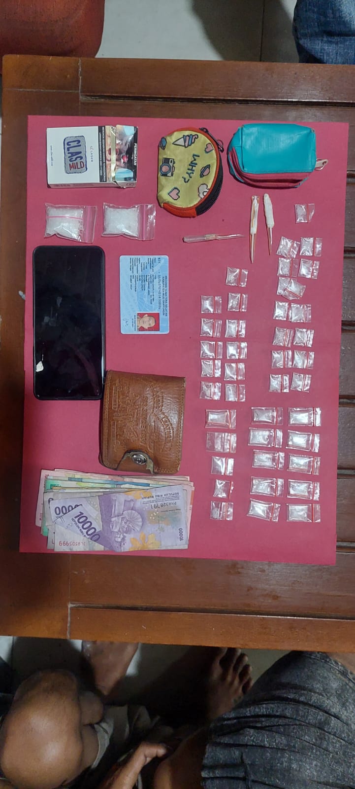 Polisi Gerebek tiga Orang Pengedar Narkoba di Bayung Lincir